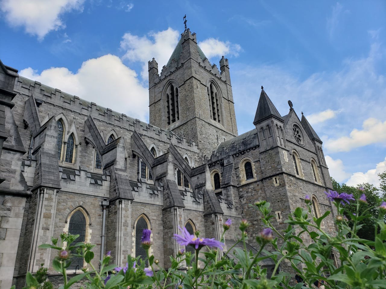 Church Singer in Mayo